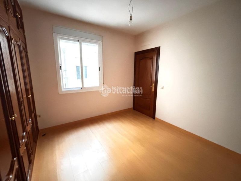 Foto d9823c53-19be-4c4d-a632-fb2fd5db0d37. Piso  en venta en Jódar
