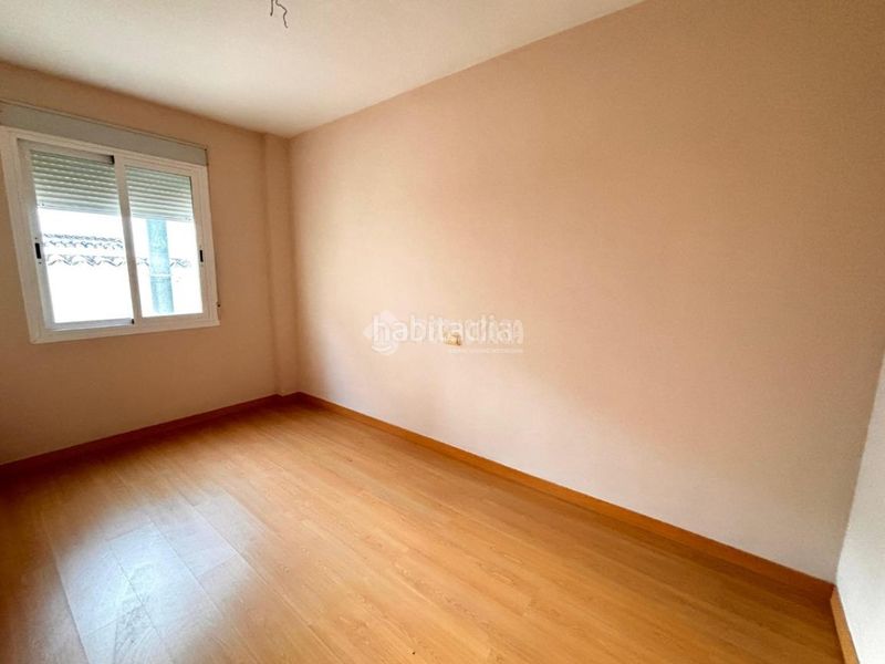 Foto df8b7c01-0a57-4225-88bc-62db8f6b109b. Piso  en venta en Jódar