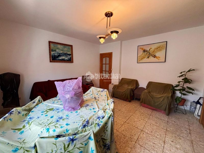 Foto cdaae9d0-22d5-473c-ba62-e0234320f7c5. Piso  en venta en Jódar