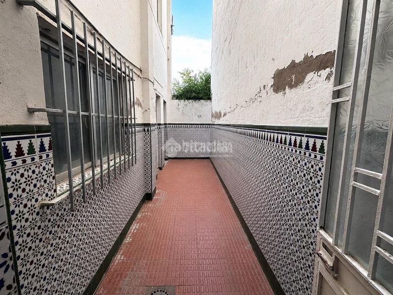 Foto fdf56cb5-a23f-4ece-8978-fd0366e03c7f. Casa aparellada a Jódar