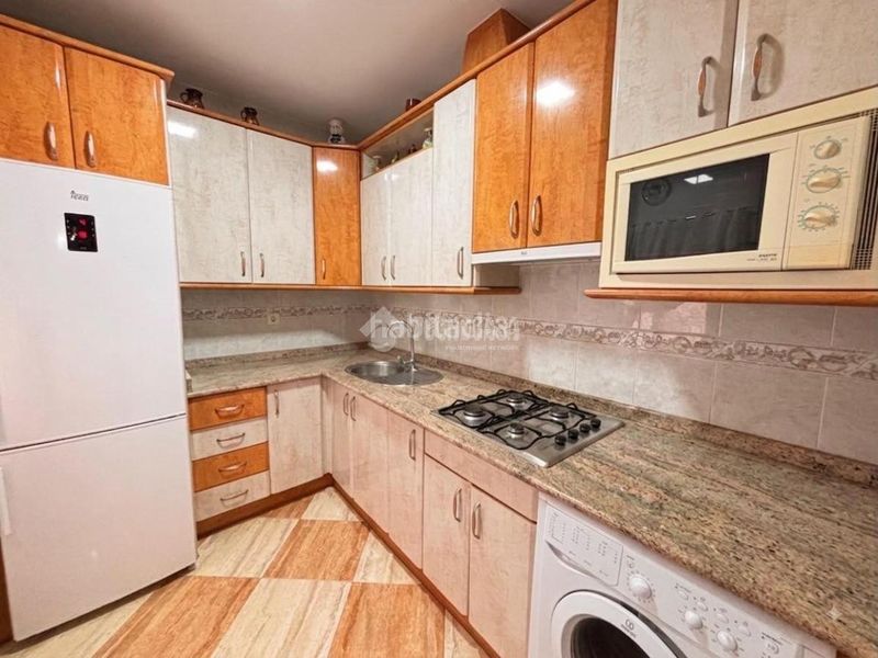 Foto 500673f7-31ba-46ec-8ee6-e98cb4988b24. Casa a Jódar