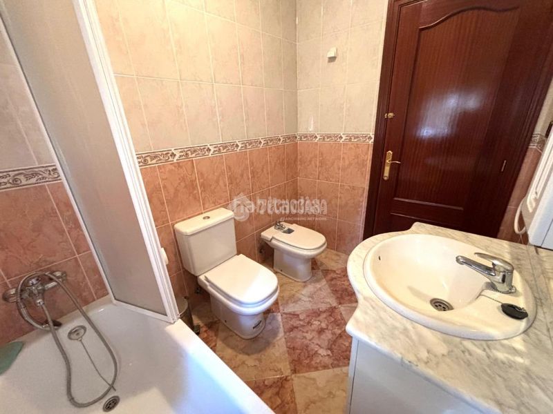 Foto 298e0e19-dba4-48d5-a273-380bc0602388. Casa a Jódar