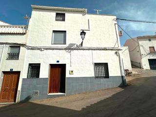 Casa bifamiliare  C. pintor zabaleta. Casa en venta en bedmar y garcíez
