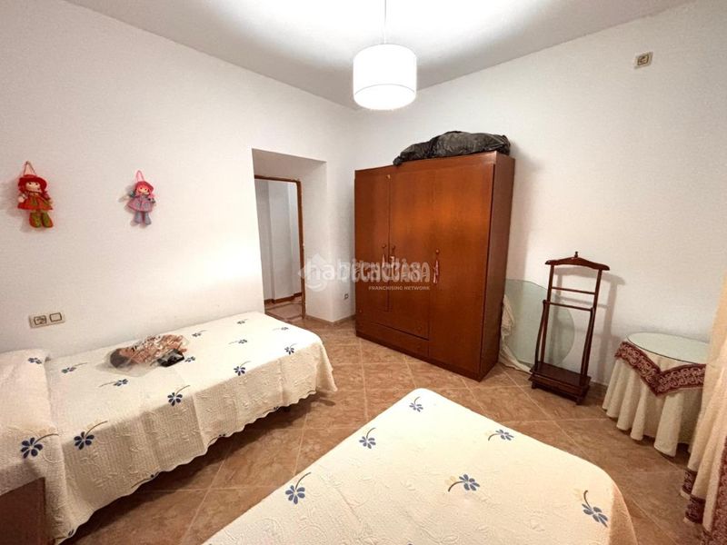 Foto 0d0ee651-effc-45ab-b765-d477007575be. Casa  en venta en Jódar