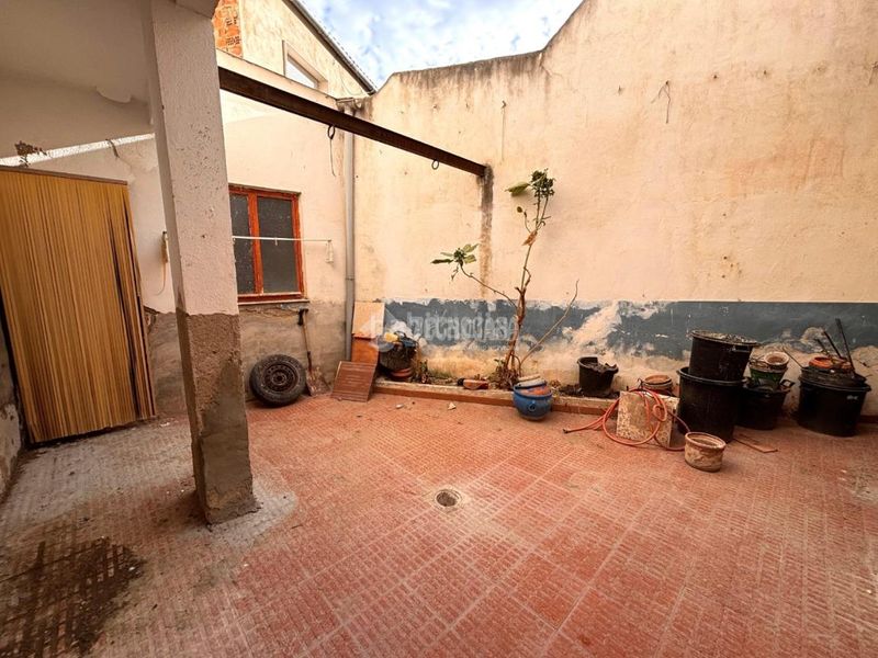 Foto 25d32164-ba80-4c20-9f57-5faa87459e8a. Casa  en venta en Jódar