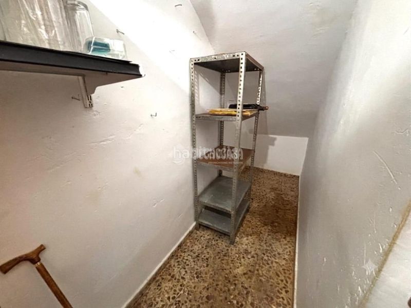Foto 49b71bc9-9c1d-4b42-adff-c47bbee12c07. Casa  en venta en Jódar