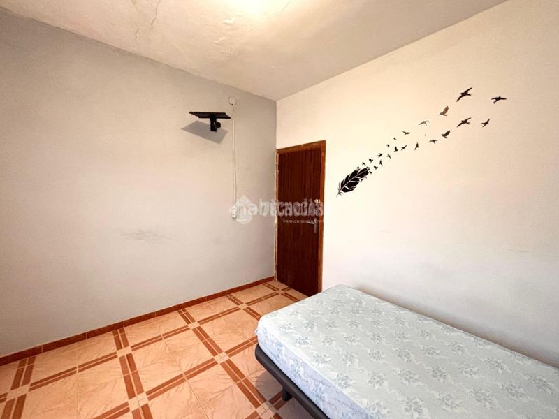 Foto 81c86f3f-46a3-4776-99a5-ba20e0b1b521. Casa  en venta en Jódar