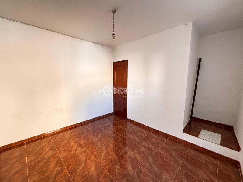 Foto e20d8cb1-f2c3-4b45-81e2-e5a0865fcc33. Casa  en venta en Jódar