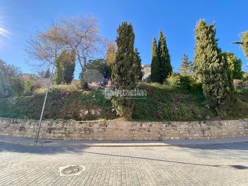 Foto 4b8b817c-addb-45a3-873a-ebc2633f6a74. Casa bifamiliare con riscaldamento in Úbeda