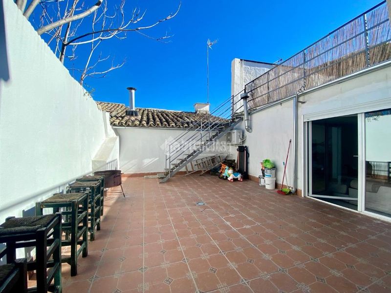 Foto 57b2fef4-268a-494b-a0e9-ff8b8252781e. Casa bifamiliare con riscaldamento in Úbeda