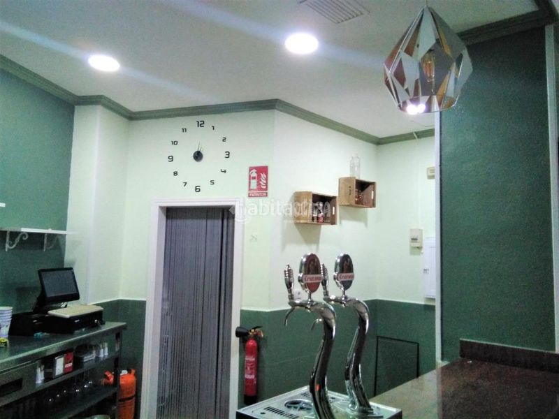 Foto 00da148f-2957-4ccf-b9de-b9f581965bf9. Local comercial  en venta en Úbeda