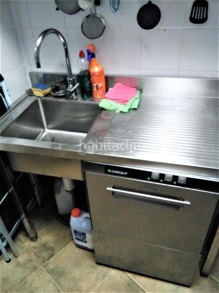 Foto 5bc280c5-6cb5-4a98-ac4e-b5372eea02d9. Local comercial  en venta en Úbeda