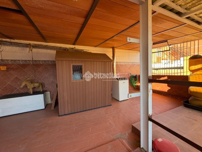 Foto 38e08d7a-e48e-4b54-ac82-7fc5e67455e7. Casa aparellada a San Roque - Ronda Norte Badajoz