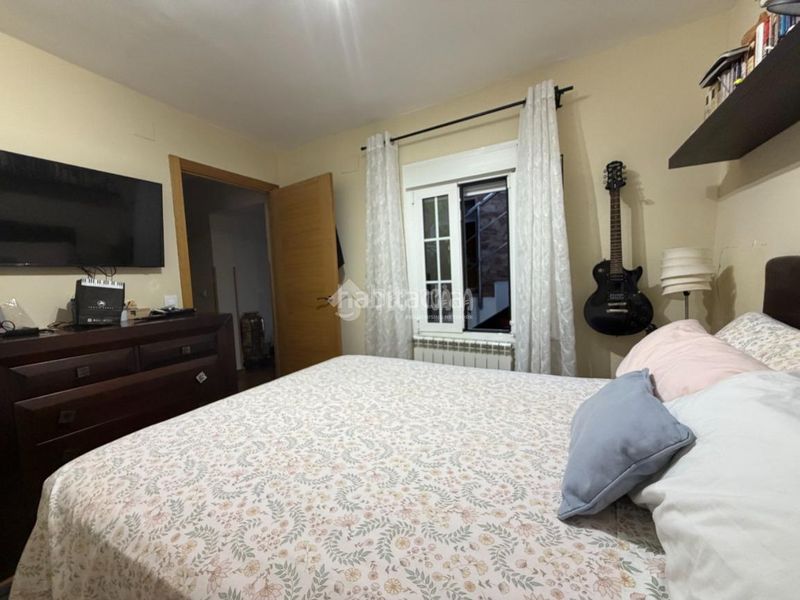 Foto c7f865b7-52ca-475d-8399-07450a21b086. Casa aparellada a San Roque - Ronda Norte Badajoz