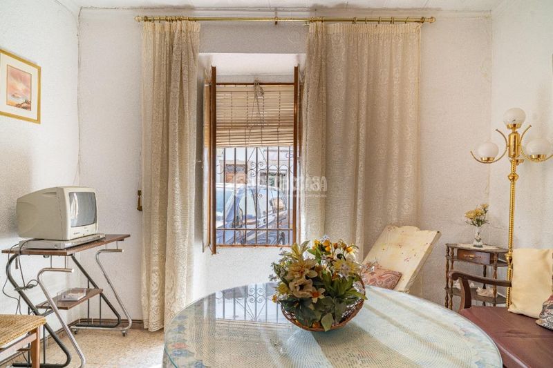 Foto 2231480f-b764-4625-8aa1-9004d28b0448. Casa aparellada a Sabiote