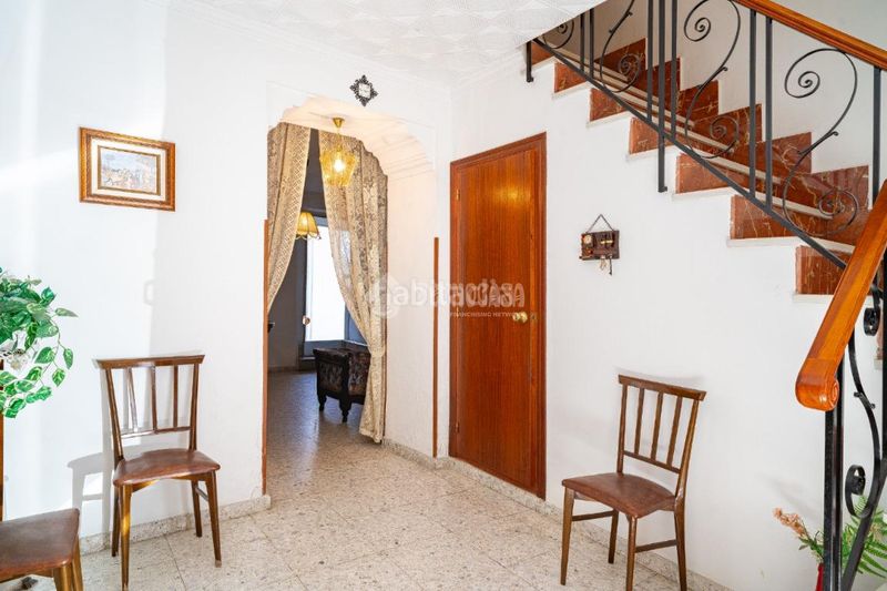 Foto 68d8139d-4a97-4525-a63d-f349c020f4bf. Casa aparellada a Sabiote