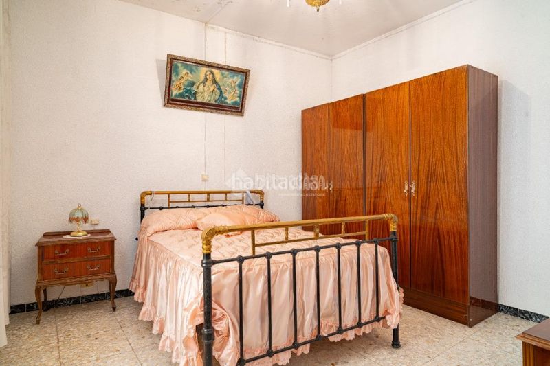Foto 83bd824a-b145-4c92-9395-e9c4d612dba1. Casa aparellada a Sabiote