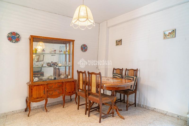 Foto c337353a-6787-4c4e-a692-2f60d568ddf9. Casa aparellada a Sabiote