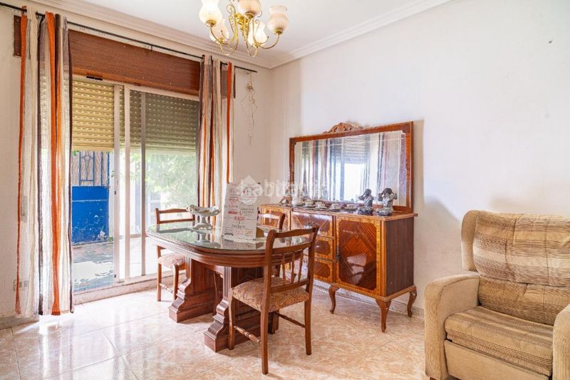 Foto 0257c1a8-522d-46f4-82d3-368e9c7f700b. Casa aparellada a Sabiote