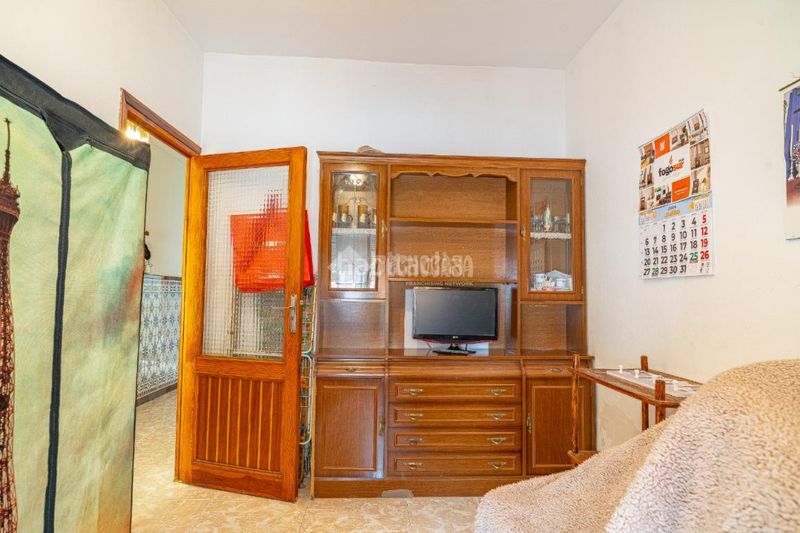 Foto 5d71229d-48f6-485d-a0dc-d35a010fd9f0. Casa aparellada a Sabiote