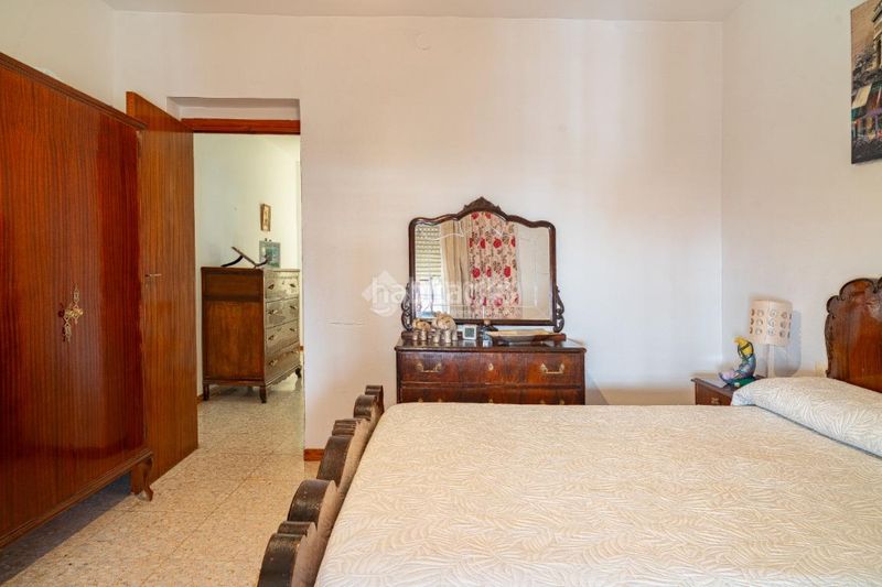 Foto b7cf188b-793f-4790-bd8f-a7e513a13028. Casa aparellada a Sabiote