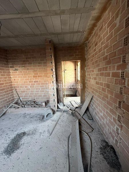 Foto c62092ce-ee6e-4d32-8d52-311214659a1d. Maison dans Jódar