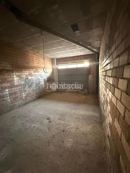 Foto fb900709-d0c0-46a6-aa46-3b4f70f694c3. Maison dans Jódar