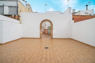 Casa bifamiliare in Sabiote. Casa en venta en sabiote