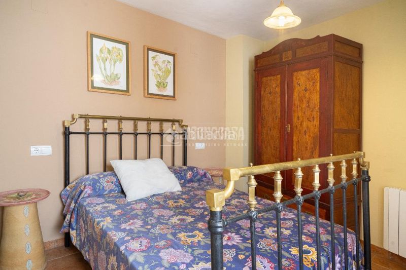 Foto dc9d4b9e-2703-4993-8d01-5eb93049b529. Casa aparellada amb calefacció a Úbeda