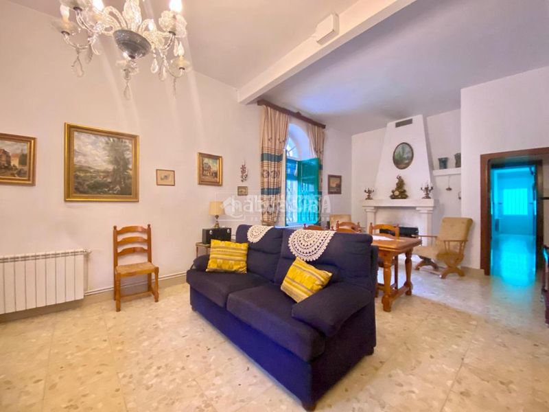 Foto d578ebb5-f06b-437e-b6db-73e98e036ae2. Casa aparellada amb calefacció aparcament a Úbeda