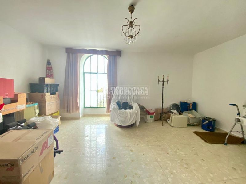 Foto e92691fe-23eb-4791-b6ae-716fc8a63d39. Casa aparellada amb calefacció aparcament a Úbeda