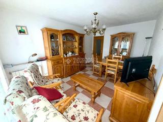 Pis a Orcasitas. Piso en venta en madrid