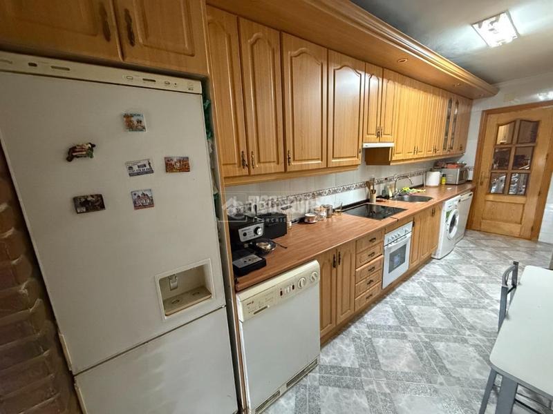Foto 4bf5b0bf-8013-47ac-bede-5d2a4f4c1941. Piso  en venta en Orcasitas Madrid