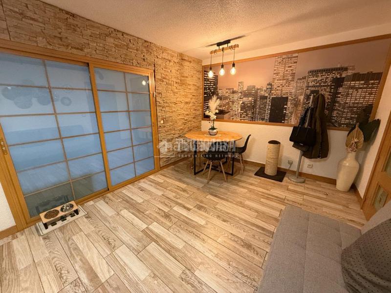 Foto 574c1384-ce73-413b-95bc-c5312bba81a2. Ático  en venta en Orcasur-12 de Octubre Madrid