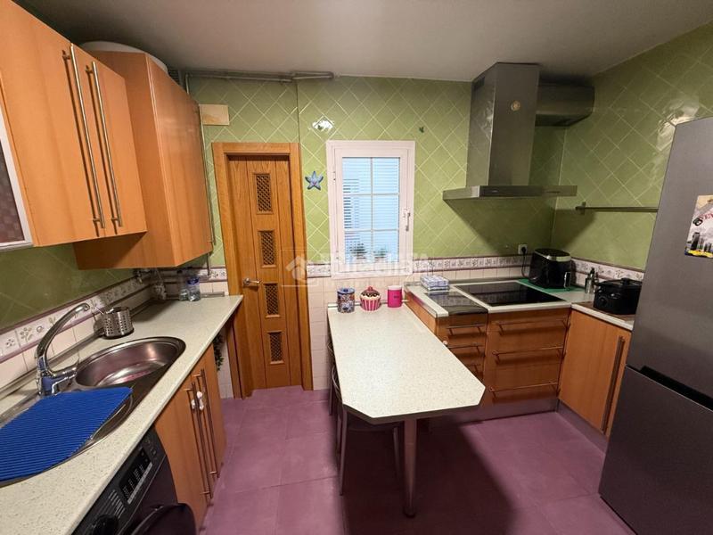 Foto 8b82f542-f1e1-4d79-b3f8-ffd82f2ec2a8. Ático  en venta en Orcasur-12 de Octubre Madrid