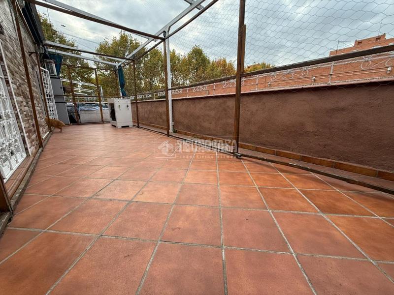 Foto f0059799-ffc8-468f-b1a6-df77b5a227a4. Ático  en venta en Orcasur-12 de Octubre Madrid