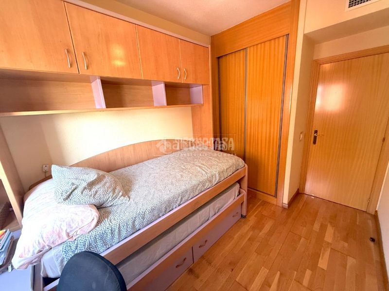 Foto 26f52ff2-243d-4146-863d-bb6661ffb131. Pis amb calefacció piscina a Orcasitas Madrid