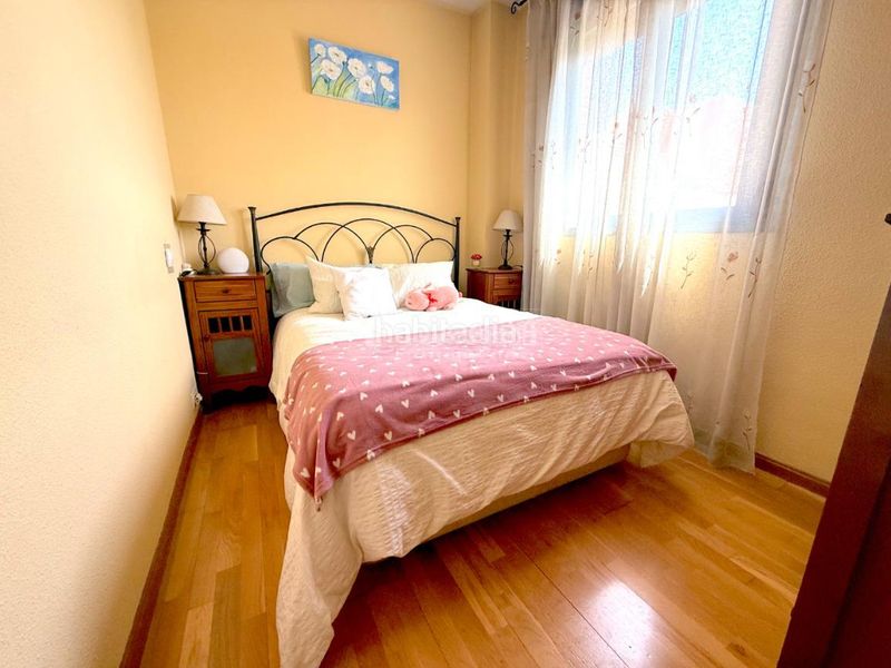 Foto c4e22572-b09d-43fe-9914-565fef2c0e0b. Pis amb calefacció piscina a Orcasitas Madrid