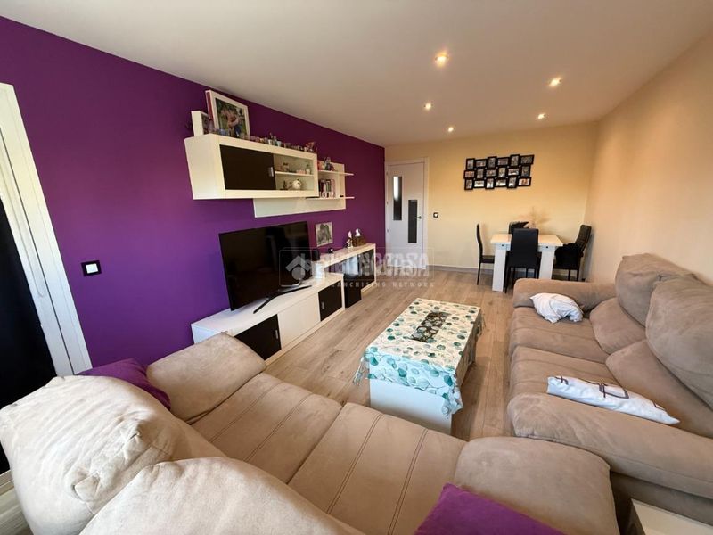 Foto ff2fe6ab-3c36-496d-8a5e-1f014a5a9593. Pis amb calefacció a Orcasitas Madrid