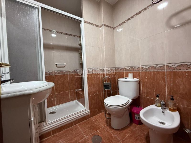 Foto 5361cde5-9070-4531-8f1f-18202e5fde3e. Piso  en venta en Orcasitas Madrid