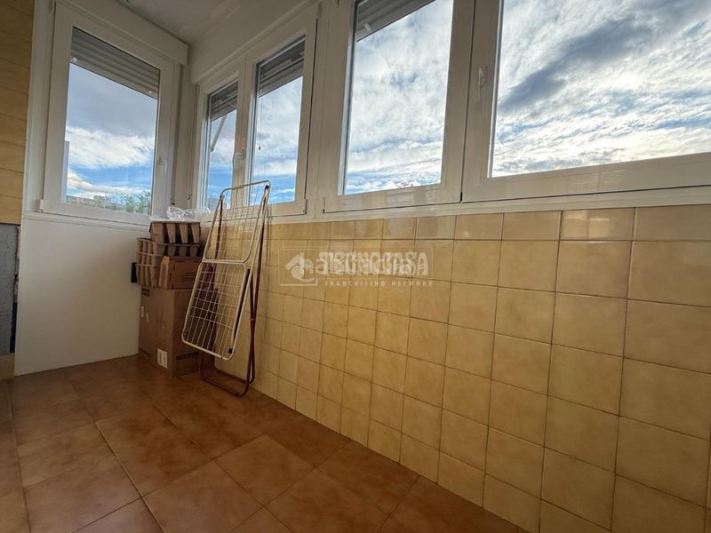 Foto ceb3d477-15c3-4f36-949c-c2e7787f215f. Piso  en venta en Orcasitas Madrid