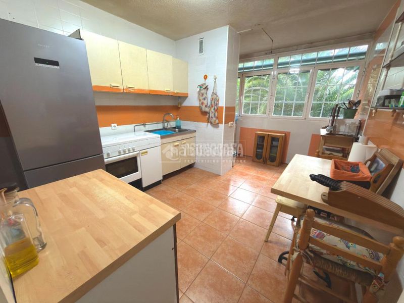 Foto 9dd00da6-f9c3-43ca-96ba-4b6f43abcc2e. Piso  en venta en Orcasitas Madrid