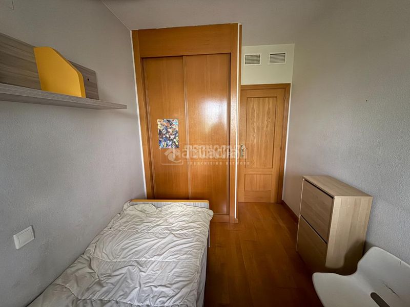 Foto 015ad504-71cc-48b9-923d-e7e77c8cb226. Piso  en venta en Orcasitas Madrid