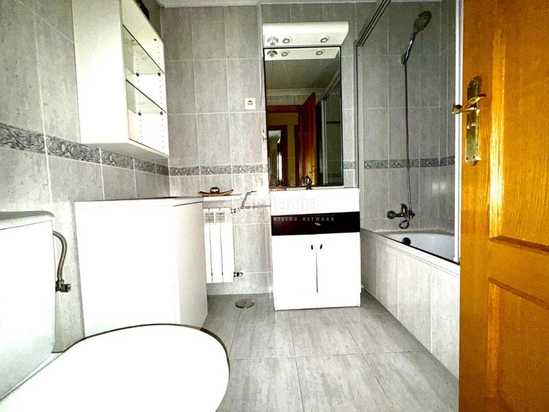 Foto 01b1b9e1-657f-4132-b6a9-d906ccb05acf. Piso  en venta en Orcasitas Madrid