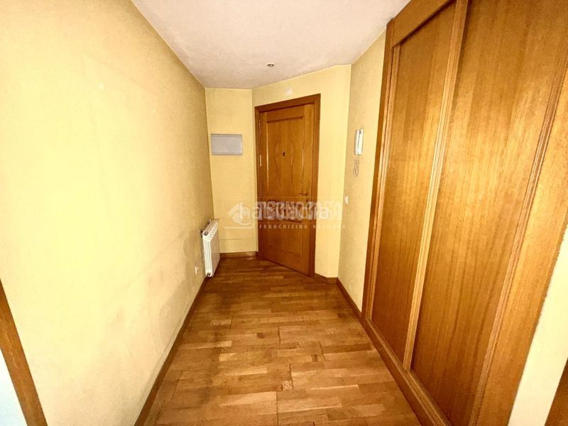 Foto 1afa059c-5424-4131-8cba-9d07f3a7152b. Piso  en venta en Orcasitas Madrid