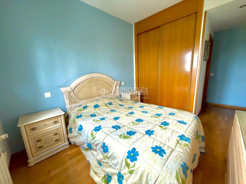 Foto 493bfcc9-fb55-44ca-8d51-cc0481892fa7. Piso  en venta en Orcasitas Madrid