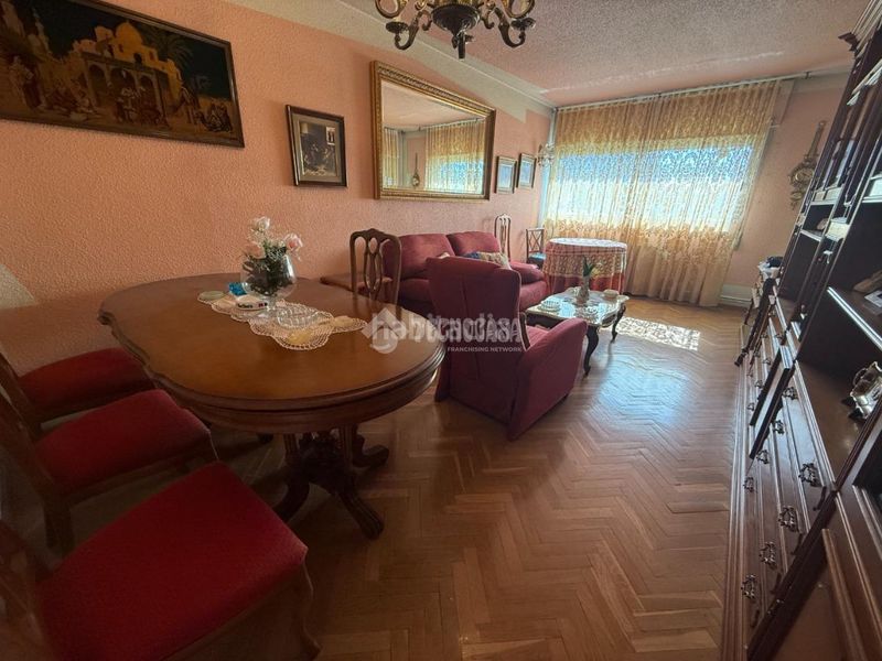 Foto d82642ac-469d-4f2f-a881-63e3d1bc3e09. Pis amb calefacció a Orcasitas Madrid
