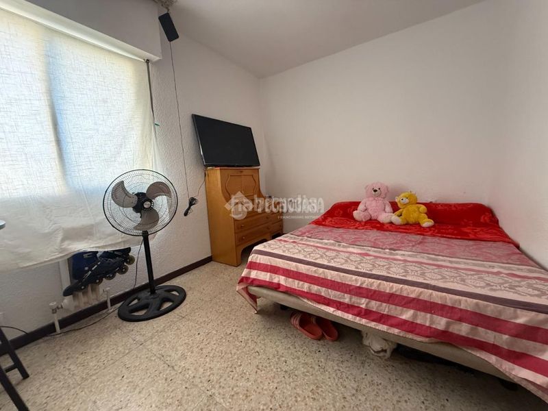 Foto 06a69121-1e03-413f-83d7-fbd38d5db05d. Pis amb calefacció a Orcasitas Madrid