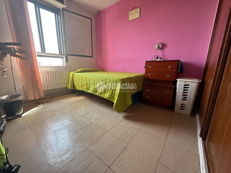Foto 84d32d5a-3516-4f8f-8d16-d702c8e50374. Piso  en venta en Orcasitas Madrid