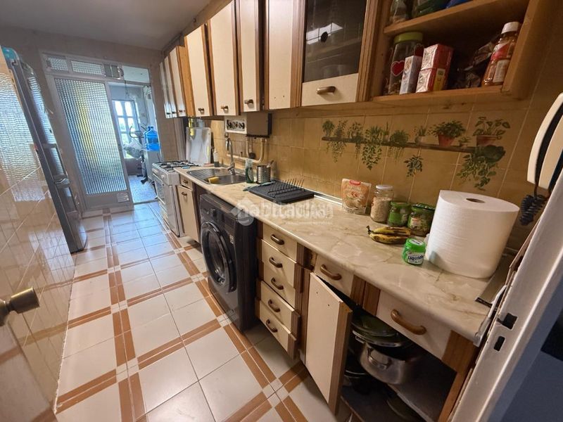 Foto e68185a0-1a83-422c-bbfc-ae1ac9dd7907. Piso  en venta en Orcasitas Madrid